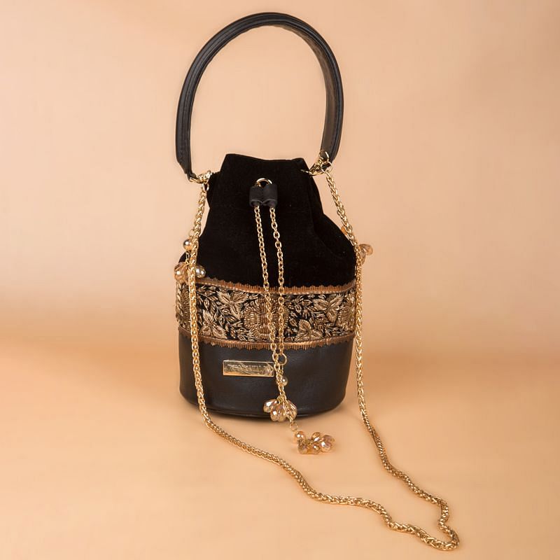 Black and White Beaded Potli Bag – Inaraa