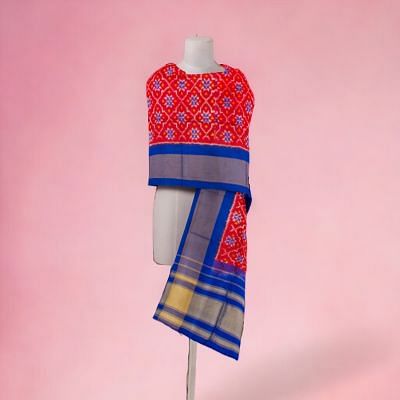 Buy Elegant Pochampally Ikat Handwoven Pure Silk Saree Online