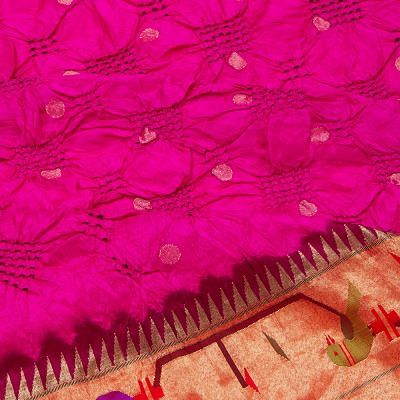 Paithani Silk Bandhani Butta Pink Saree With Akuthi Border