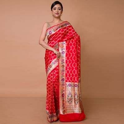 Banarasi Silk Criss Cross Checks Red Saree