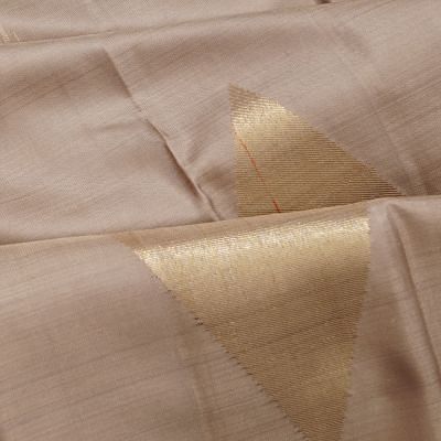 Kanchipuram Silk Butta Snuff Saree