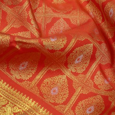 Kanchipuram Silk Checks And Butta Red Saree