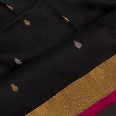 Uppada Silk Butta Black Saree With Jamdani Pallu