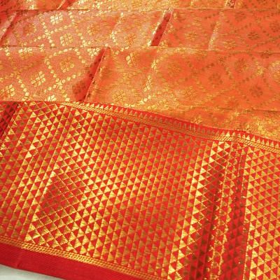 Kanchipuram Silk Tissue Criss Cross Checks And Butta Red Saree