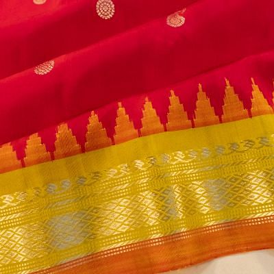 Gadwal Silk Butta Pinkish Red Saree