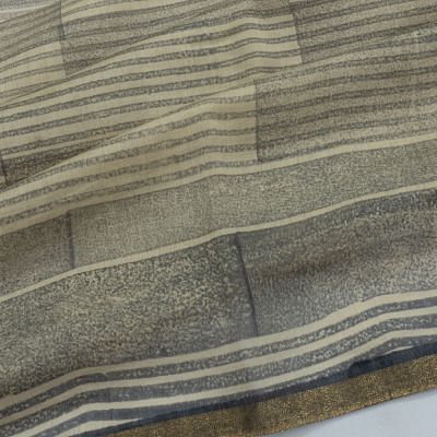 Chanderi Cotton Geometrical Printed Grey And Off White Saree