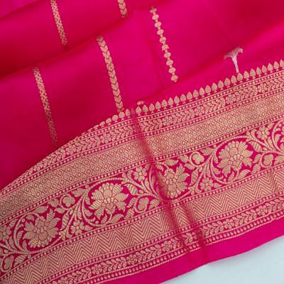 Banarasi Katan Silk Vertical Lines And Butta Rani Pink Saree