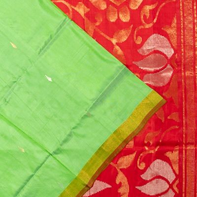 Uppada Silk Butta Parrot Green Saree With Jamdani Pallu