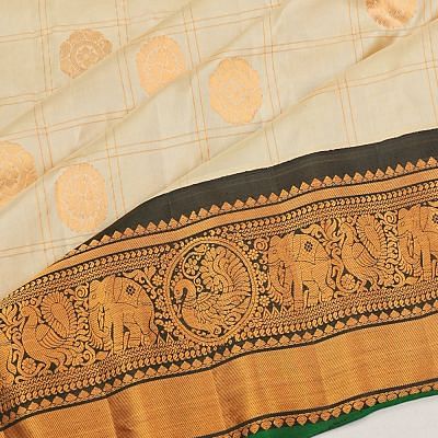 Gadwal Silk Checks And Butta Cream Saree