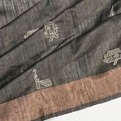 Tussar Butta Grey Saree With Warli Embroidery Pallu