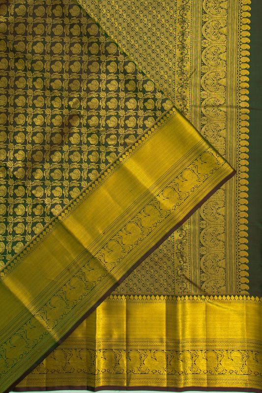 Taranga Kanchi Silk Criss Cross Checks And Butta Bottle Green Saree