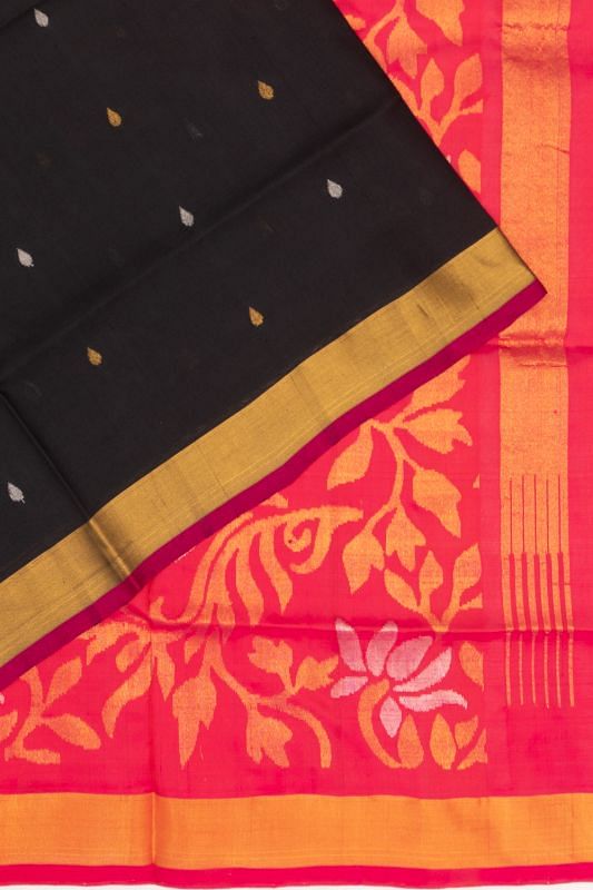 Uppada Silk Butta Black Saree With Jamdani Pallu