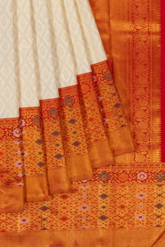 Kanchipuram Silk Criss Cross Checks And Butta White Saree