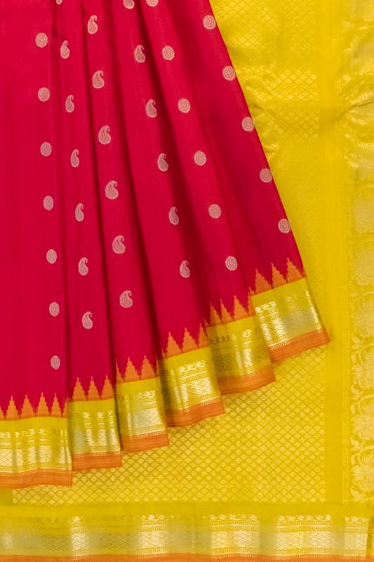 Gadwal Silk Butta Pinkish Red Saree