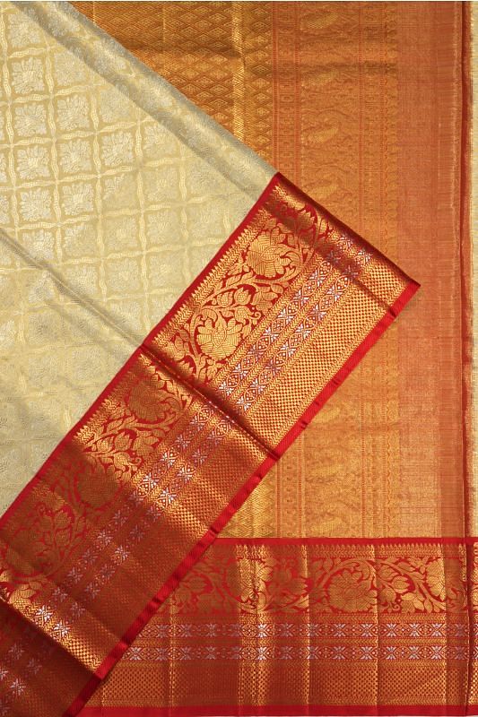 Kanchipuram Silk Jaal And Butta Gold Saree