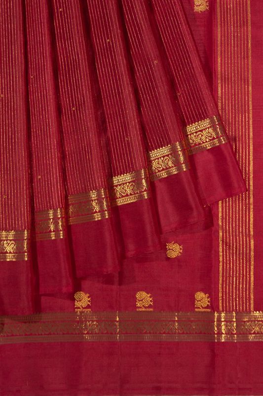 Classic Kanchipuram Silk Vertical Lines And Butta Maroon Saree