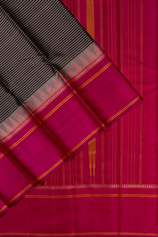 Classic Thread Kanchipuram Silk Oosi Lines Black Saree