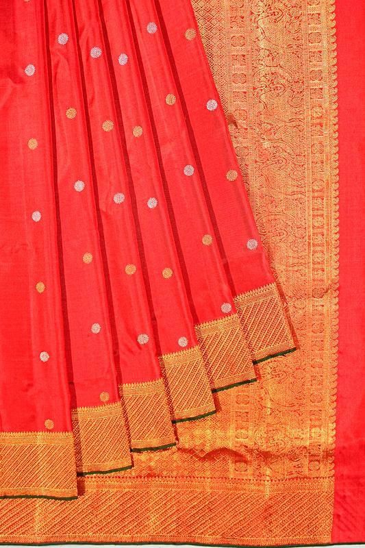 Classic Kanchipuram Silk Butta Red Saree