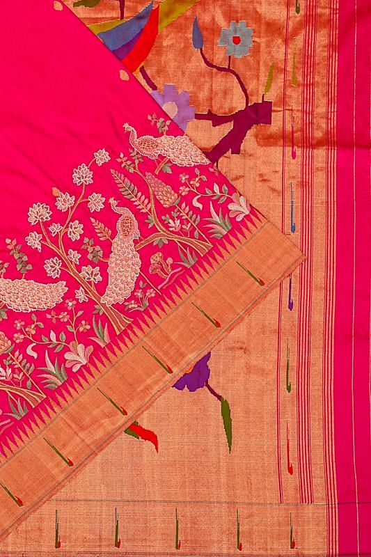 Paithani Silk Butta Pink Saree With Embroidery And Single Muniya Border