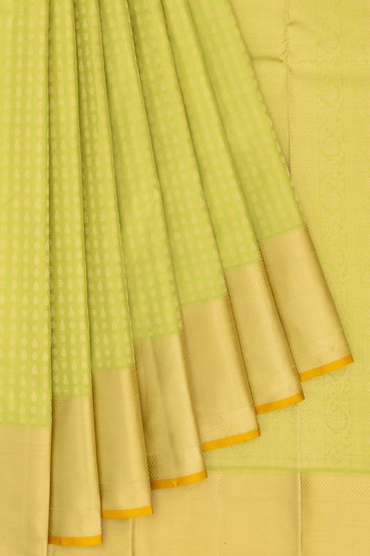 Kanchipuram Silk Threaded Brocade Pastel Green Saree