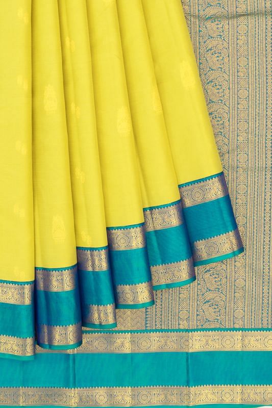 Classic Kanchipuram Silk Oosi Line And Butta Green Saree