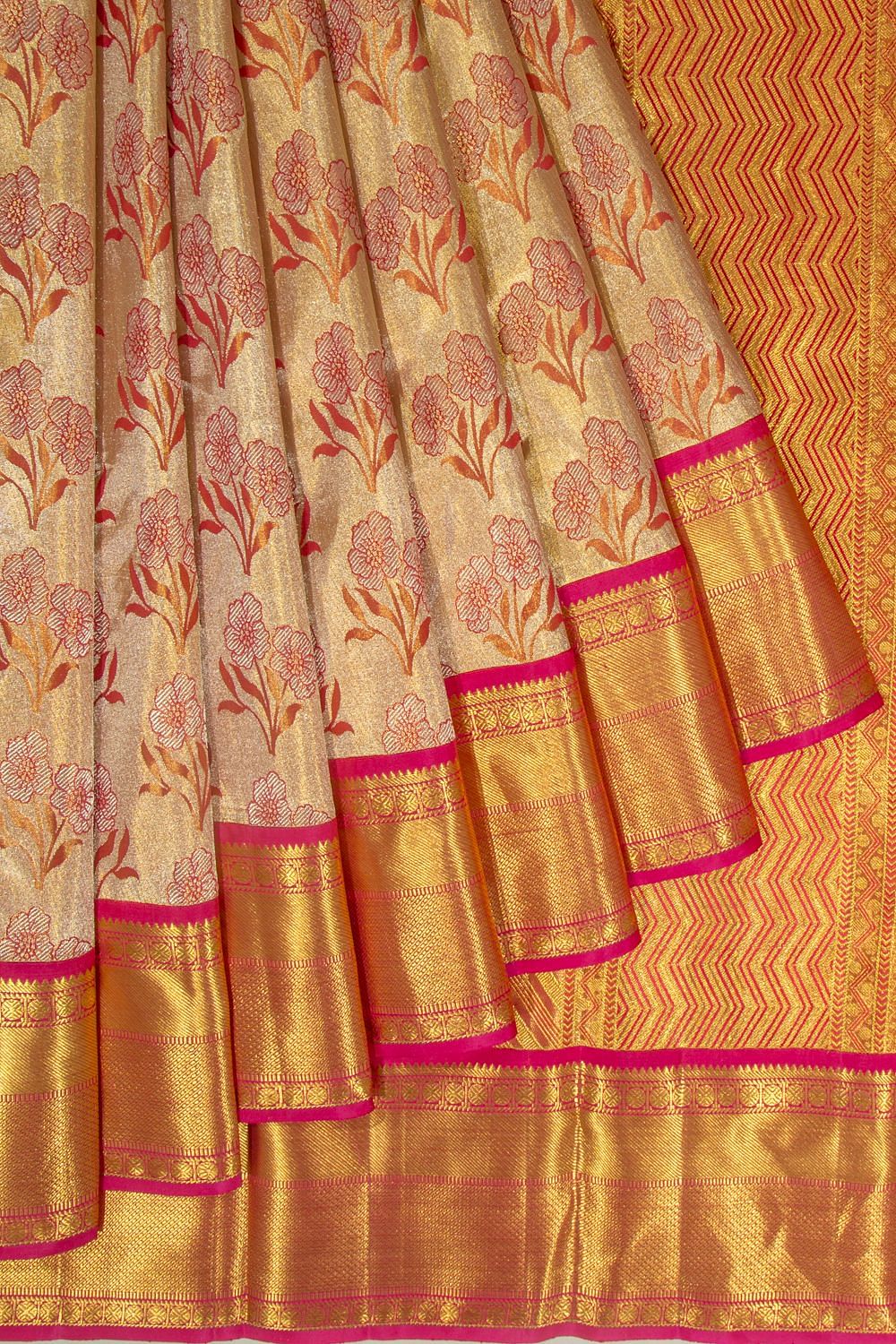 Discover the Traditional Taste with Kanchipuram Pattu Sarees – Prakash Silks  & Sarees