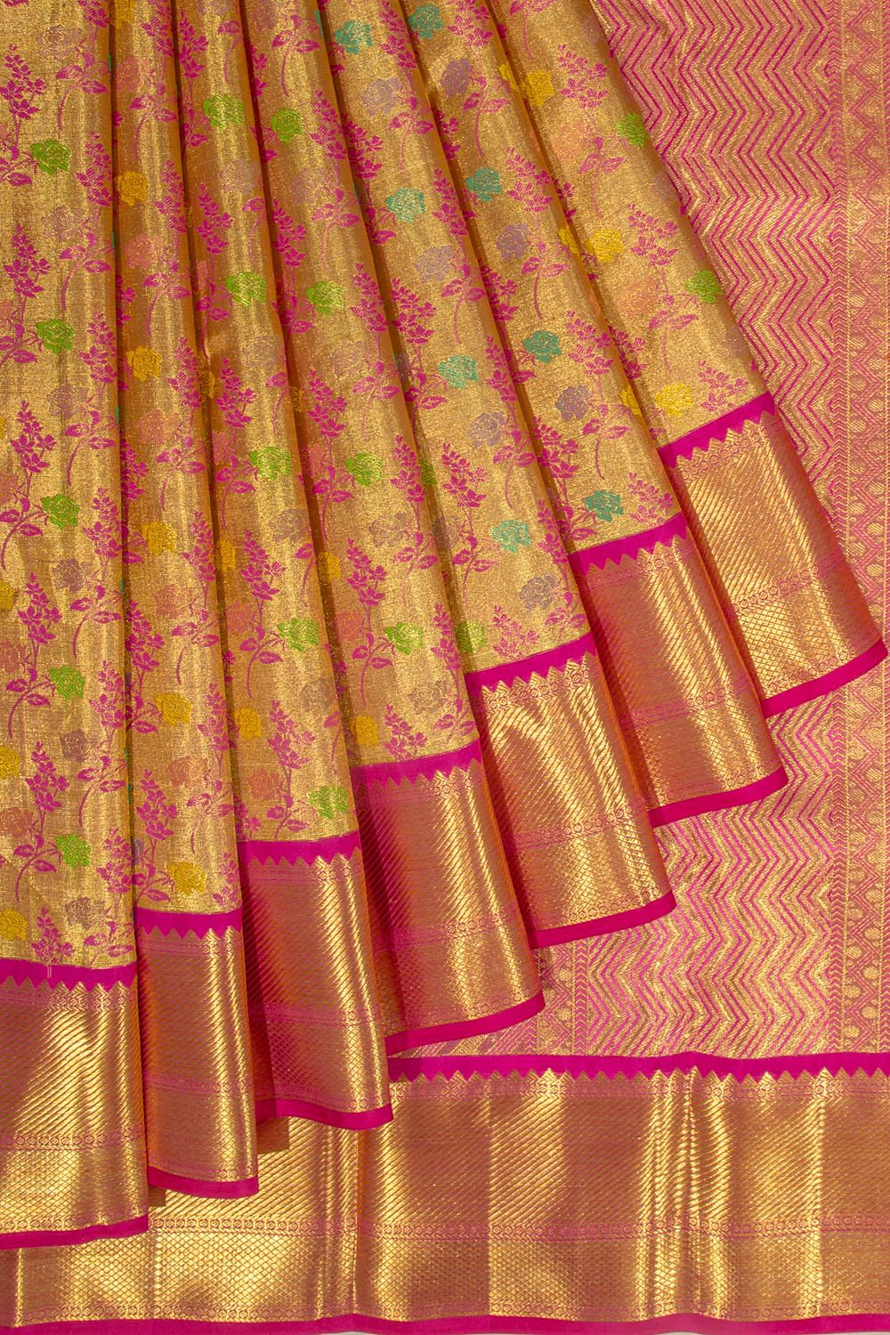 35+ Bridal Pattu Sarees Worn By Real Brides | Bridal sarees south indian,  Wedding blouse designs, Wedding saree blouse designs