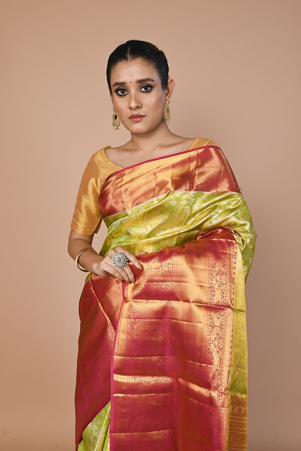 Angalakruthi Boutique - #SOLD# #kanchipuram Tissue silk saree #code - KSH  004 #6 yard saree #Mango yellow and pink combination #bangaloreboutique  #Bangalore bride #Hand picked saree-pure zari #Bangalore silk store #whats  app-8884346333 | فېسبوک