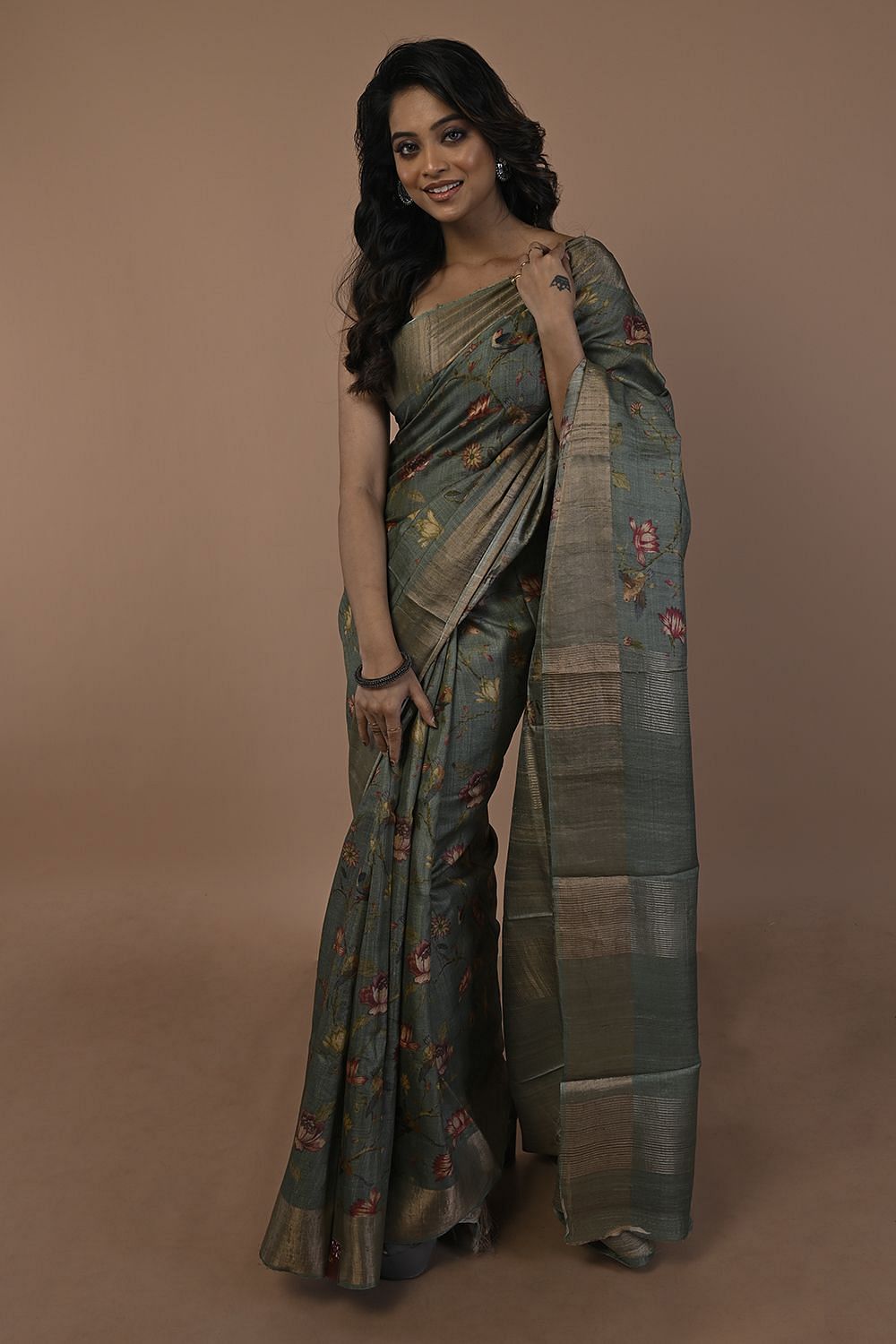 Banarasi Saree - Buy Best Banarasi Saree Online | Myntra