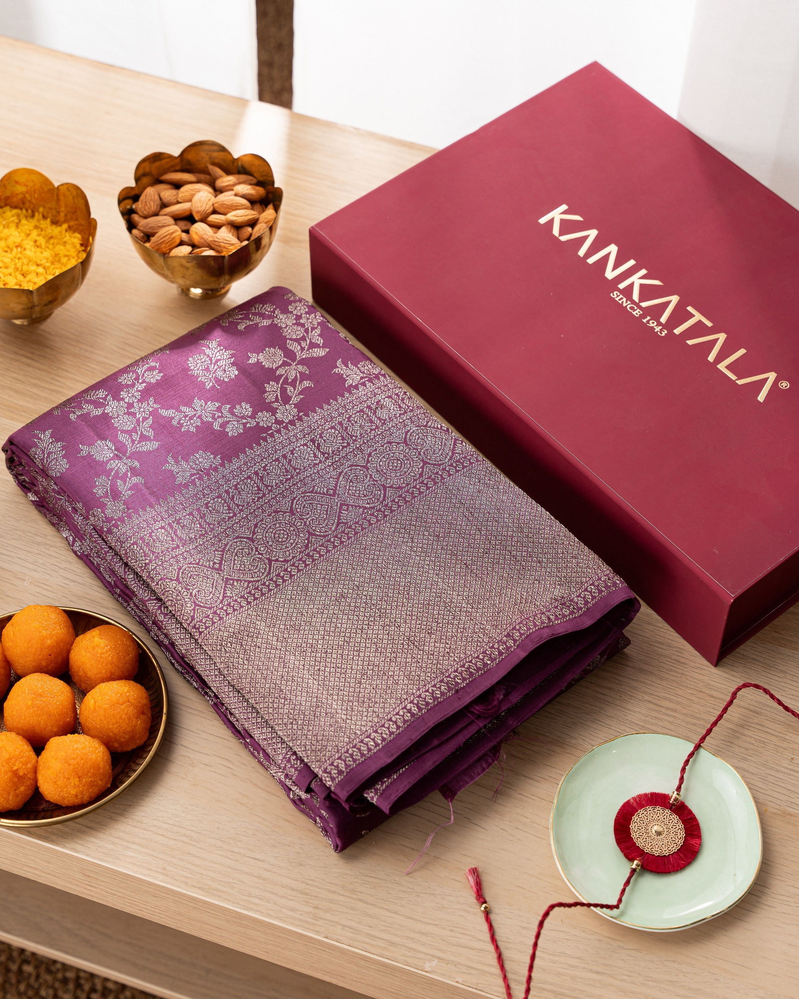 Amazon.in: Saree Gift Boxes For Packaging