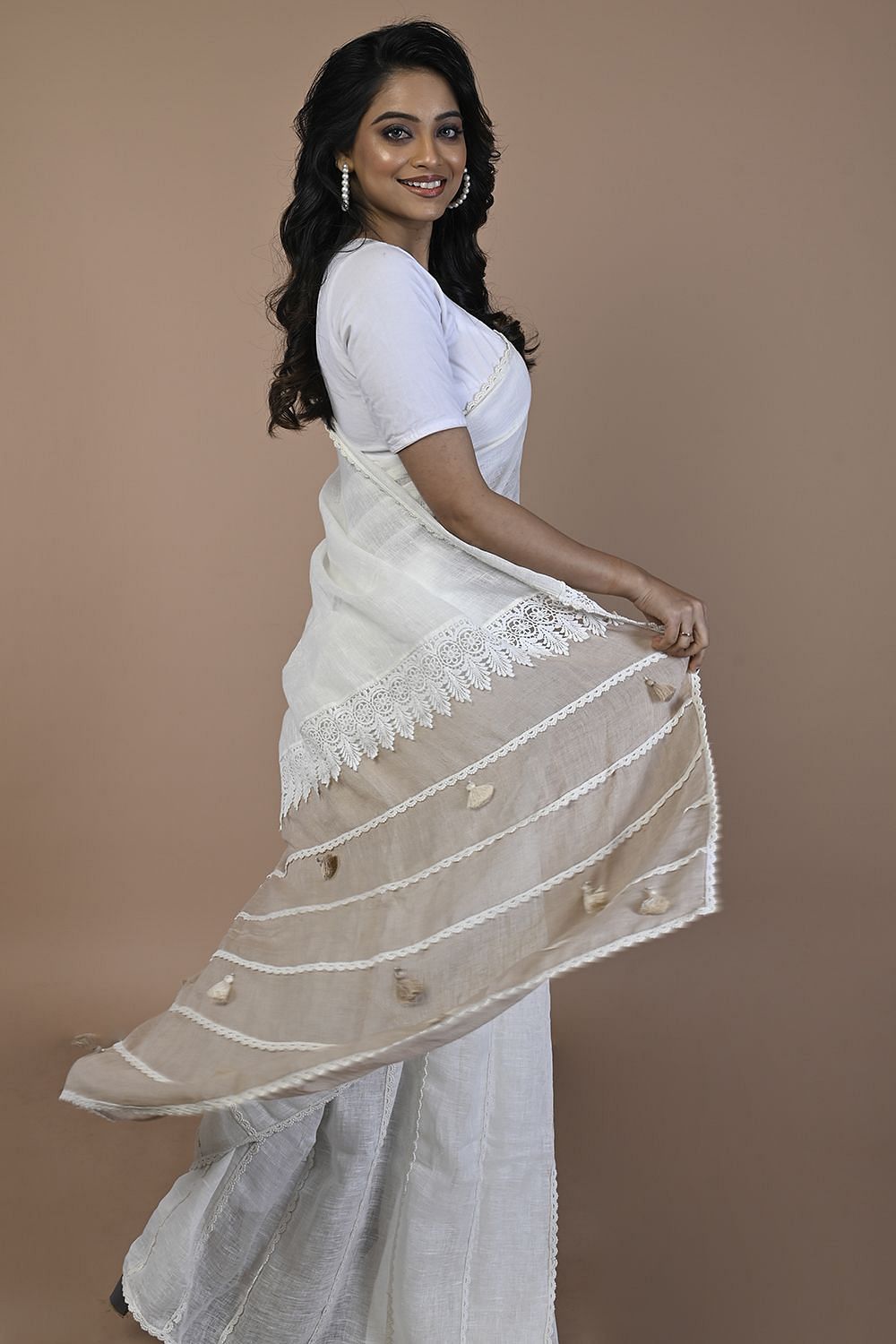 Linen Plain White Saree