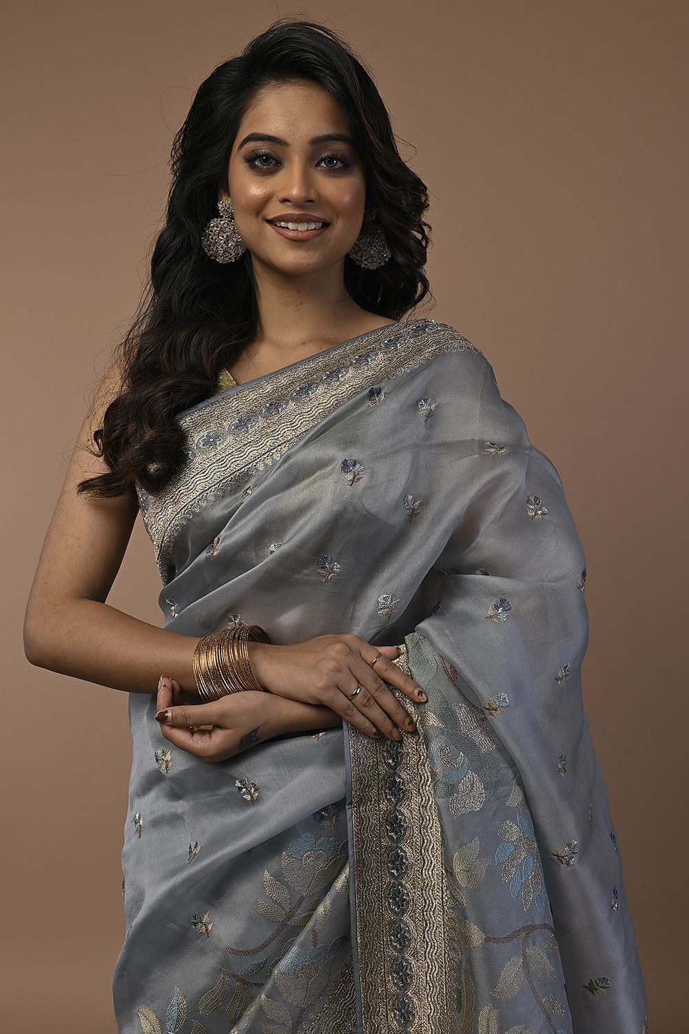 Organza Saree - Buy Classy Designer Organza Sarees Online| Myntra