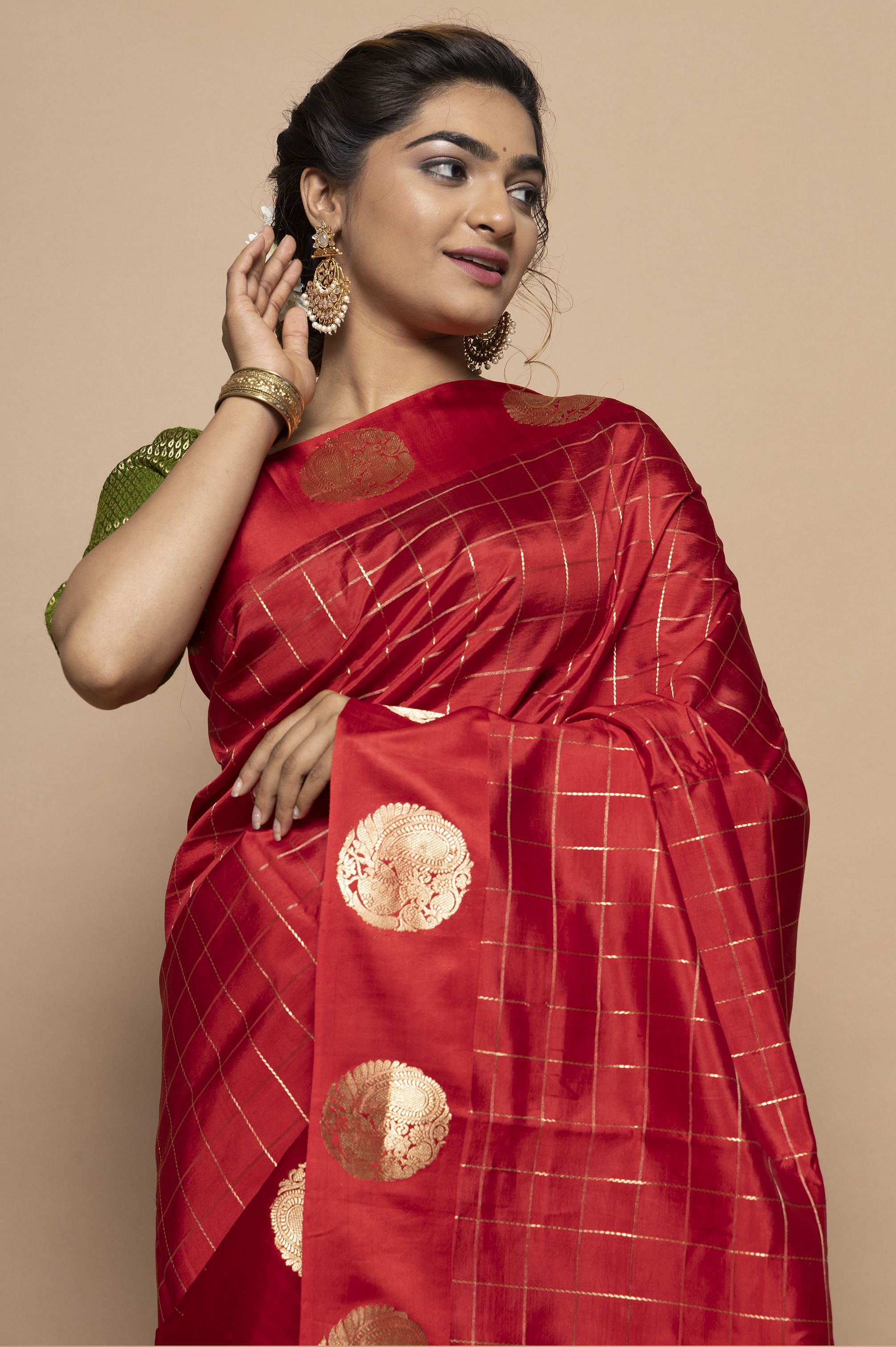 Stunning Red Mysore Handloom Pure Crepe Silk Checks Saree – Luxurion World