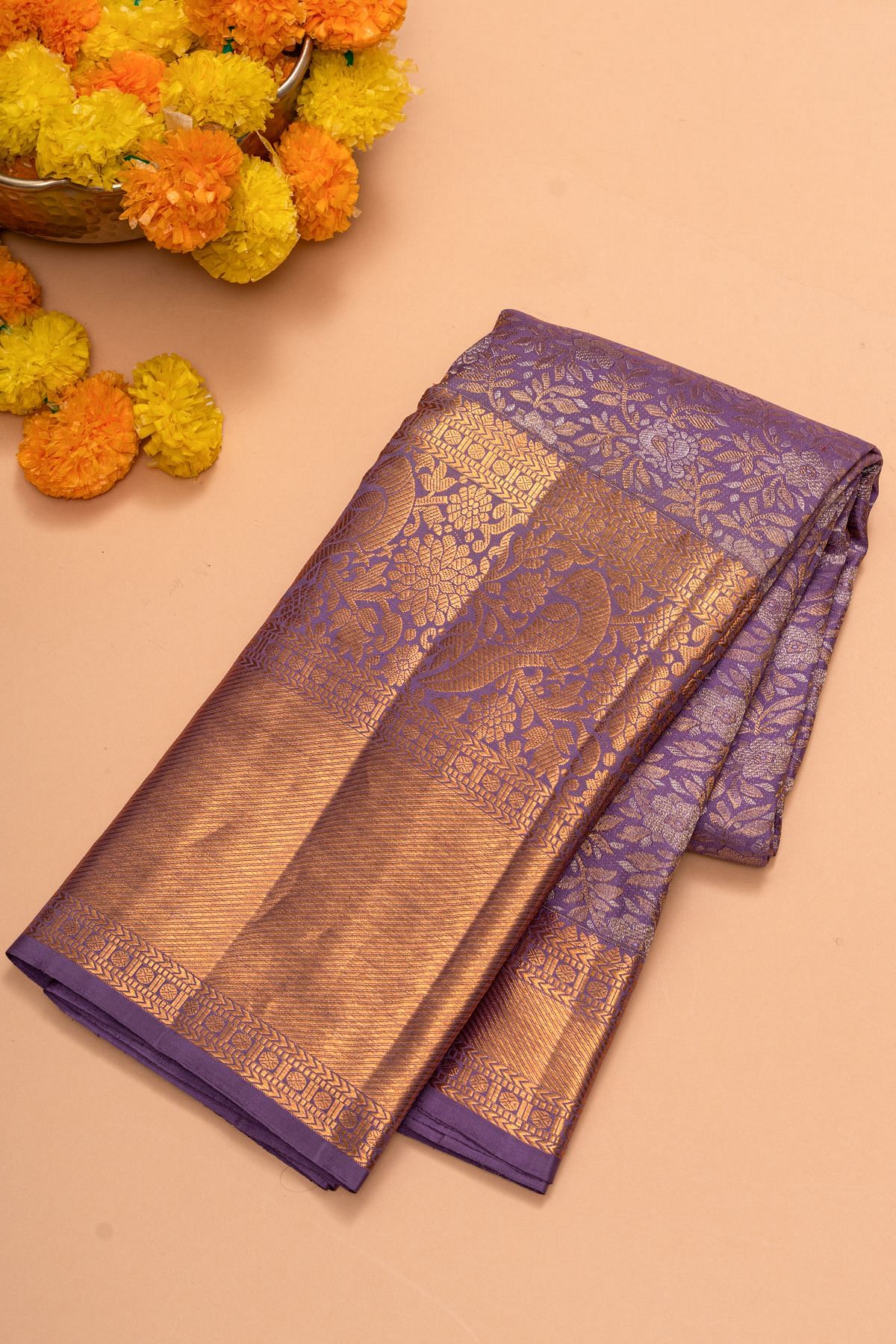 Beautiful latest design ivory pattu silk big border Half Saree /pattu –  siyarasfashionhouse