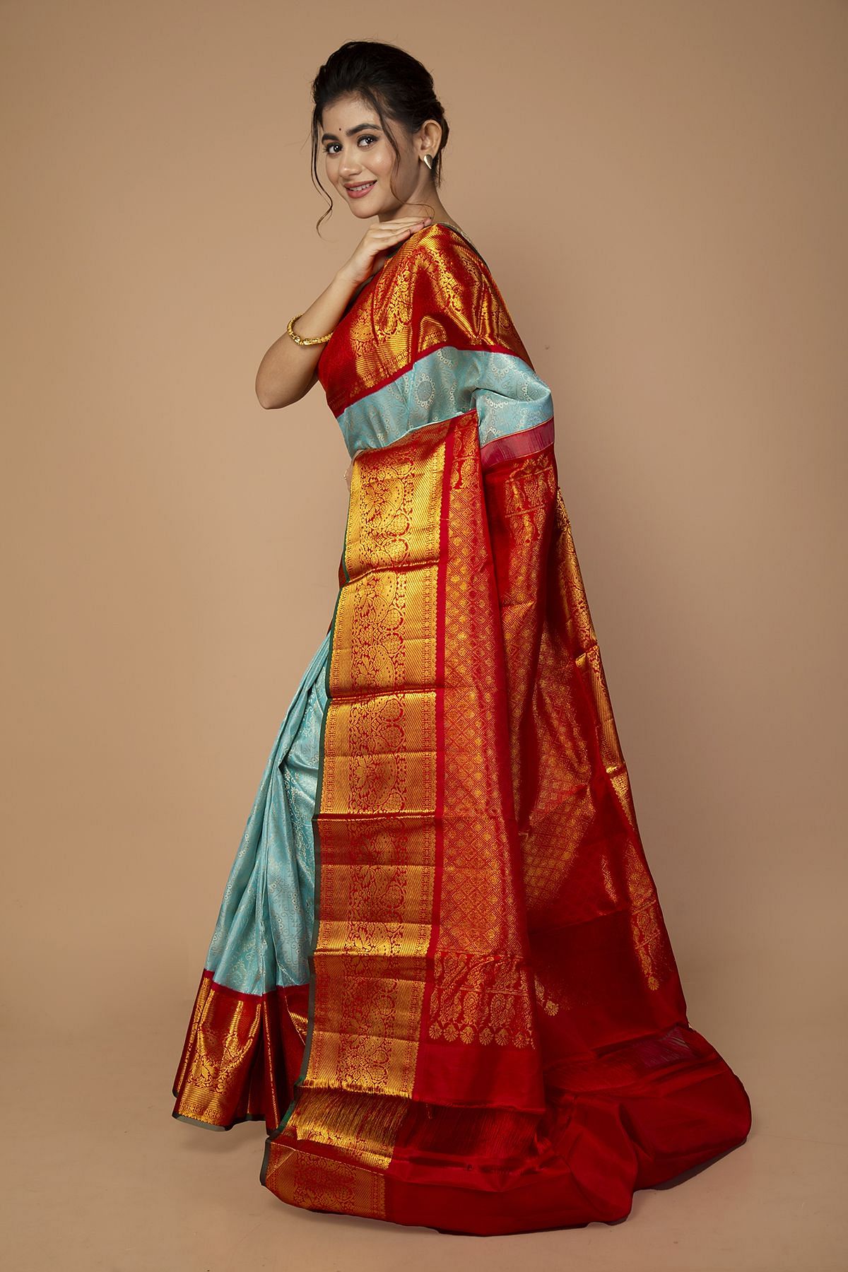 south indian silk sarees, Occasion : Party Wear, Wedding Wear, Bridal Wear,  Festive Wear, Color : Red at Best Price in Surat