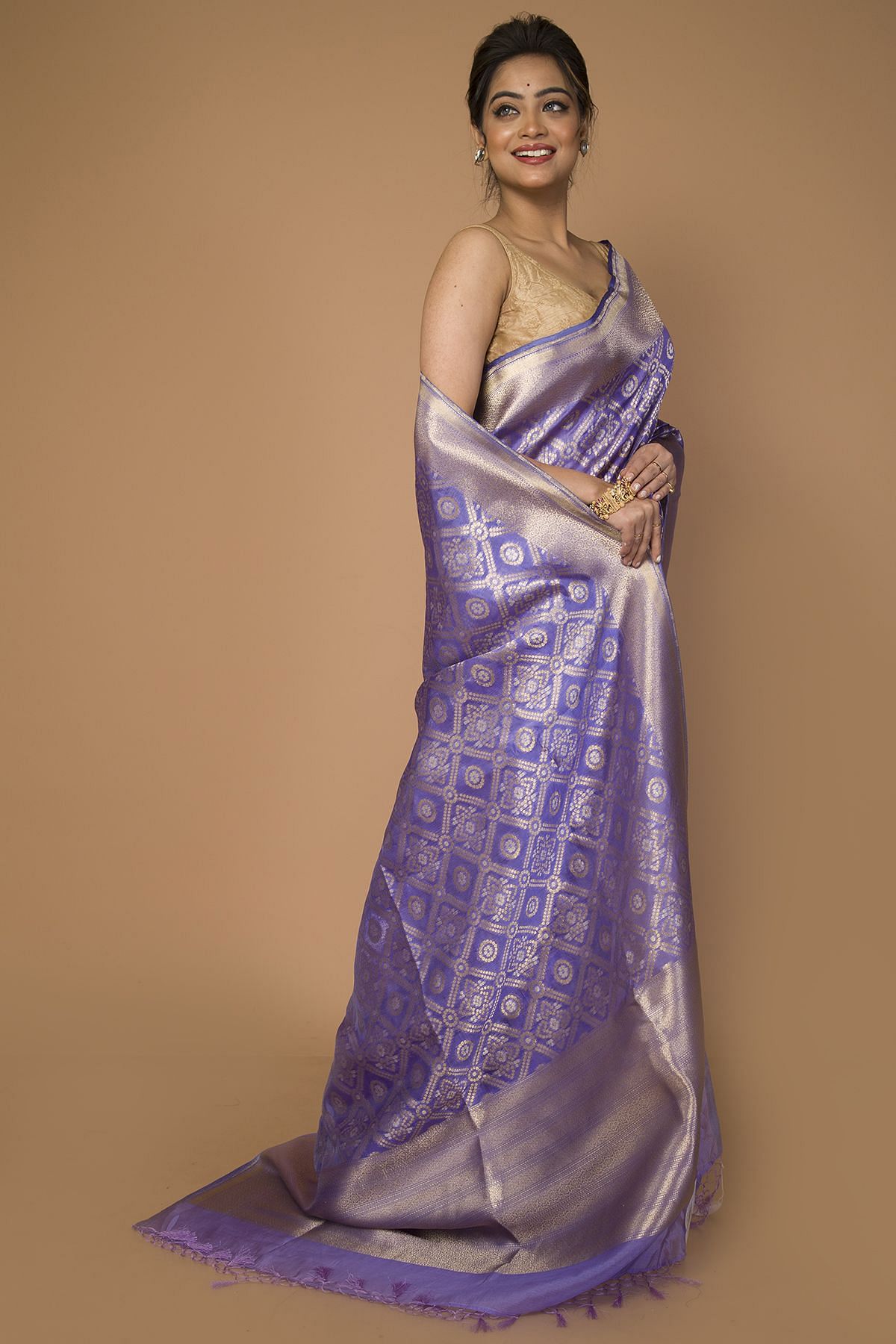 Lavender Banarasi Silk Saree With Geometric Floral Pattern | Singhania's