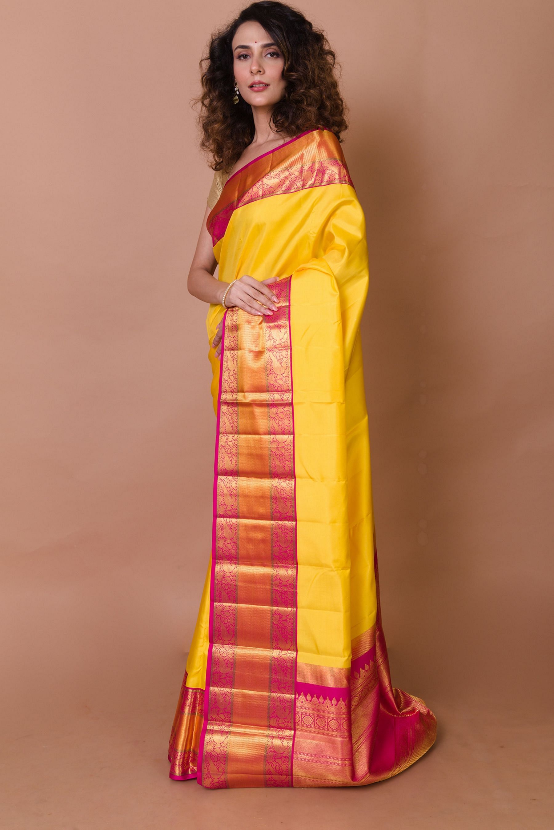 Buy Anand Sarees Solid/Plain Bollywood Georgette Yellow Sarees Online @  Best Price In India | Flipkart.com