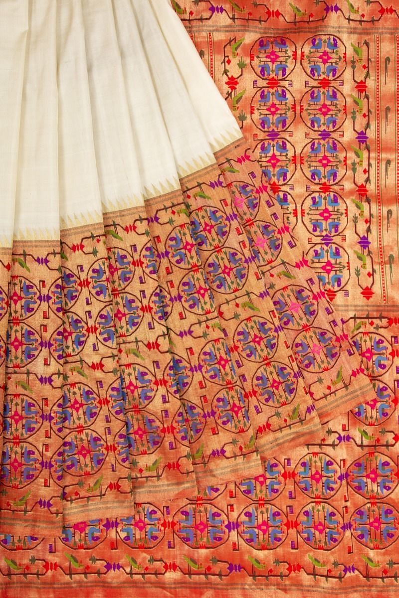 Unveiling the Secrets of Paithani Sarees: A Guide for Connoisseurs | by  Avinash Gupta | Medium